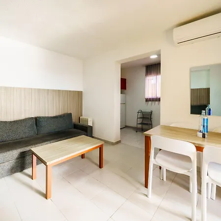 Aparthotel El Faro By Mc