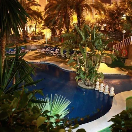 El Faro Apartahotel 2*