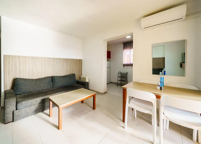 Aparthotel El Faro By Mc